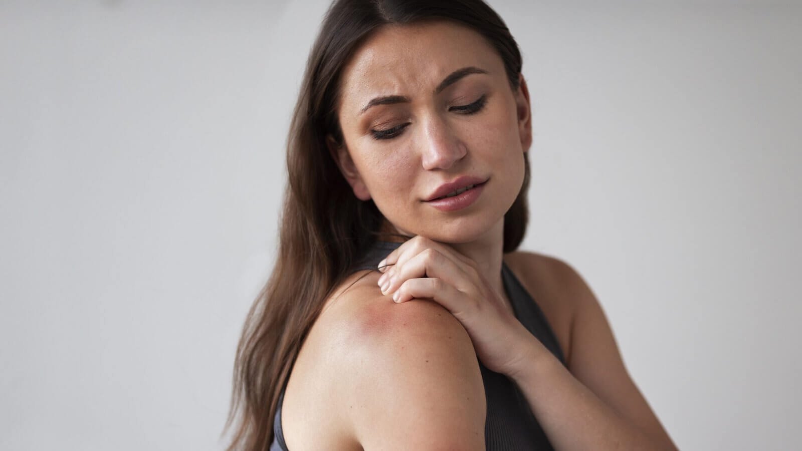 Como identificar e tratar a dermatite atópica: dicas para cuidar da sua pele